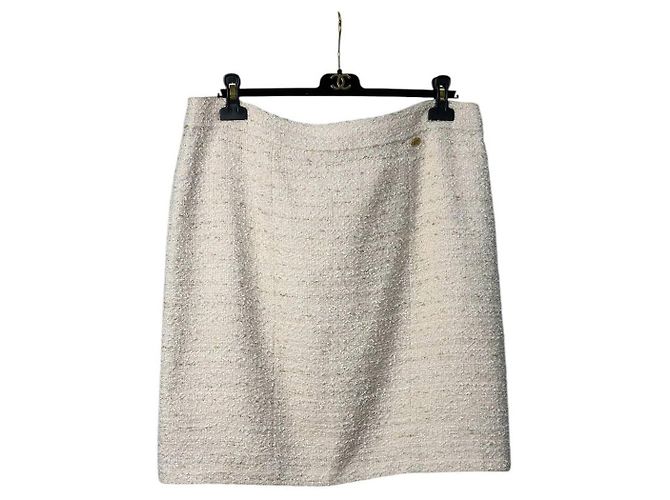 Timeless Saia de tweed branca Chanel Tamanho 44 Usada - vista 3