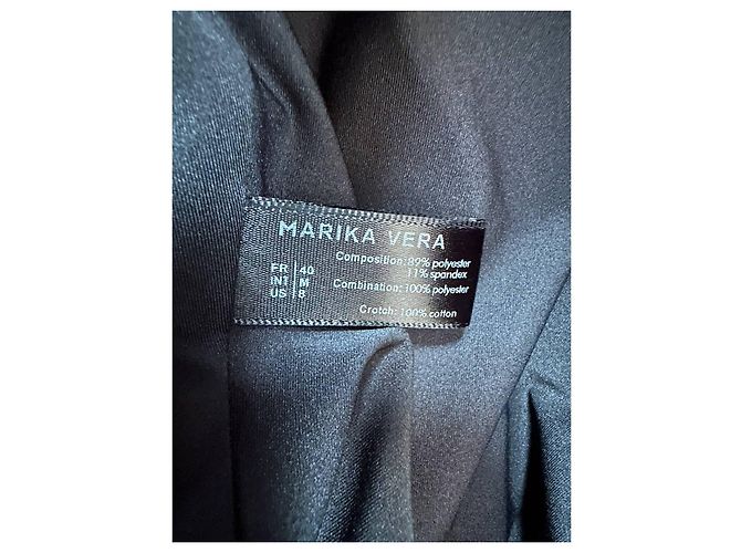 Autre Marque Body Marika Vera con escote en V profundo Talla 40 Usado - vista 3