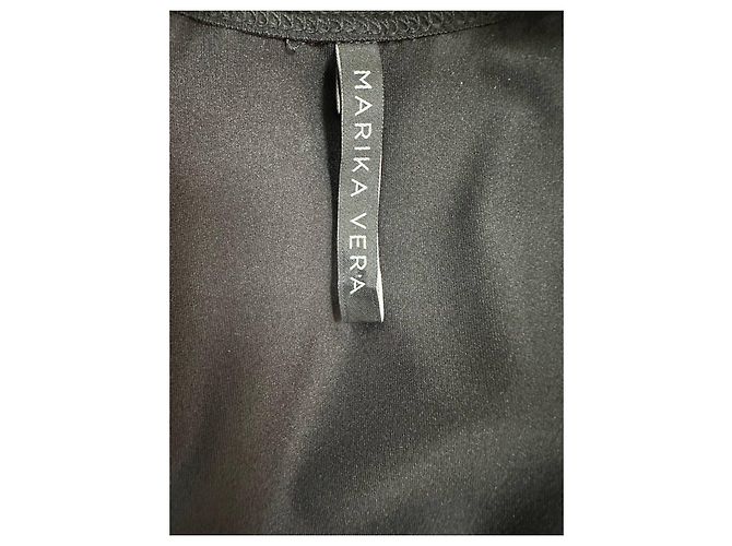 Autre Marque Body Marika Vera con escote en V profundo Talla 40 Usado - vista 4
