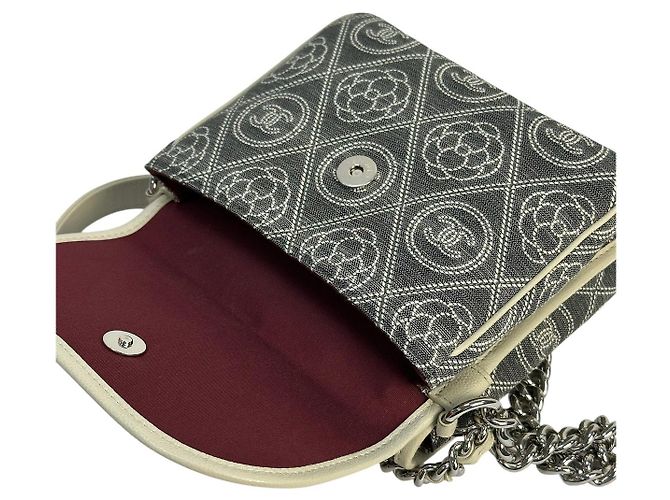 Bolsa de flap dupla Camélia Chanel em canvas impresso acolchoado pequeno cinza usado - vista 7
