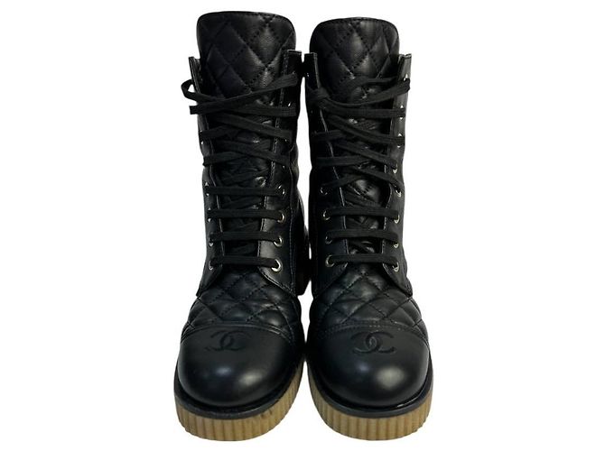 Vorbesitzene schwarze gesteppten CC Plattform Combat Boots Chanel 20B - Ansicht 4