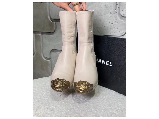 Botines de cuero beige Chanel Paris-Dallas - Talla 37 Usado - vista 3