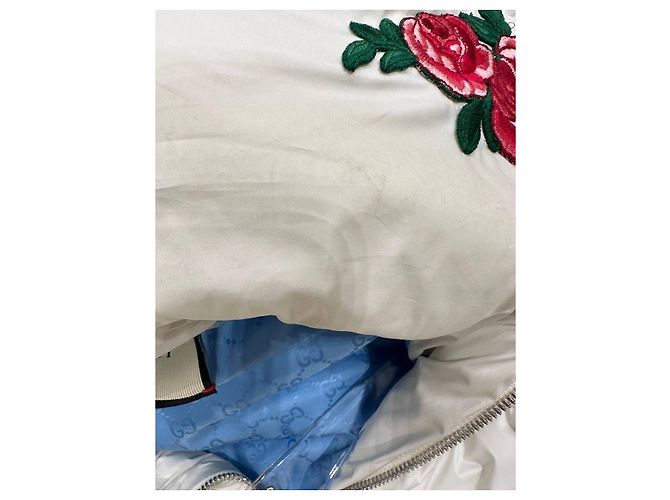 Chaleco puffer Gucci blanco con cuello de rosa - Talla 42 - Usado - vista 9