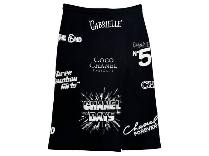 Falda con símbolos de logo Chanel 2021 - Talla 38 Usada - vista 2