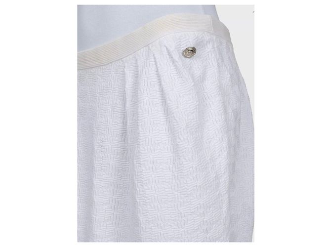 Falda Slim de Algodón Blanco Chic Chanel Talla 40/L de segunda mano - vista 4