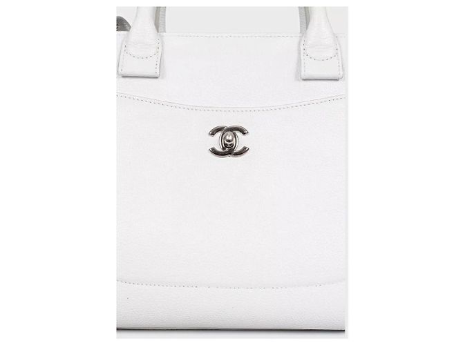 Borsa tote in pelle bianca Chanel Neo Executive usata - vista 5