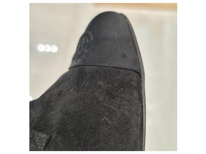 Stivaletti in suede nero Chanel con lacci e perle - Taglia 38,5 Usati - vista 6