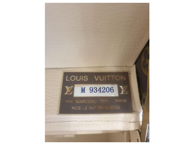 Organizer Borsa Trunk Boite Pharmacie Monogram Louis Vuitton usata - vista 4