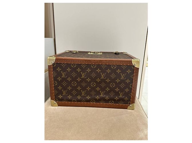 Organizer Borsa Trunk Boite Pharmacie Monogram Louis Vuitton usata - vista 6