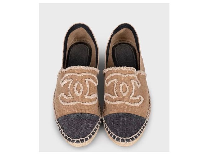 Espadrillas Chanel con logo distintivo Taglia 40 Usato - vista 2