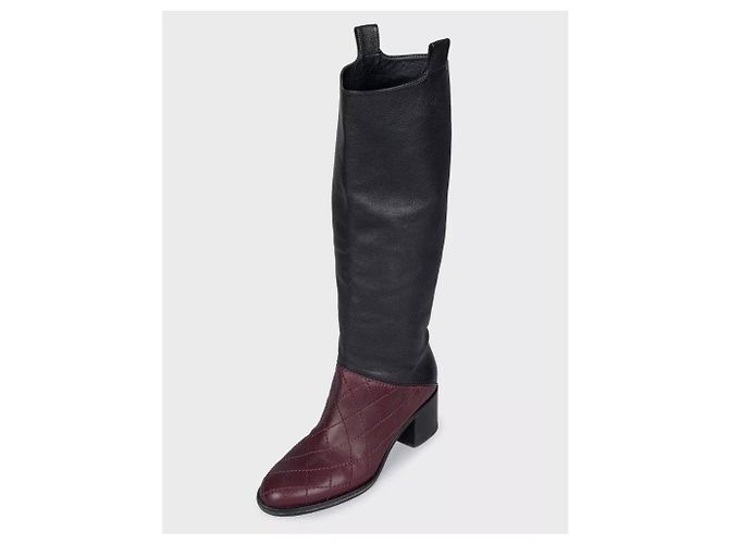 Chanel Two-Tone CC logo Leather Boots - Size 40.5 pre-owned - view 3