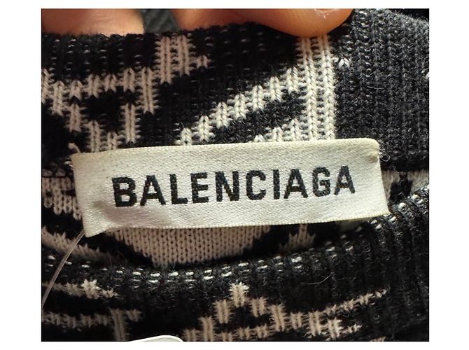 Schwarzer Oversize-Pullover mit Balenciaga-Logo-Druck Größe S gebraucht - Ansicht 5