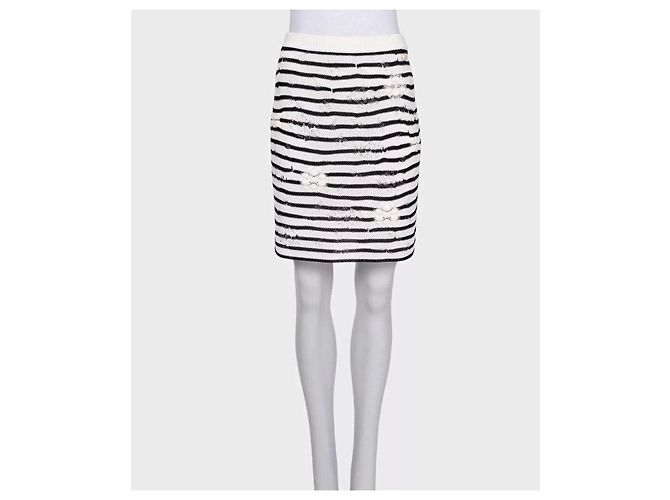 Completo ricamato a righe bianche e nere Chanel taglia 36 usato - vista 4