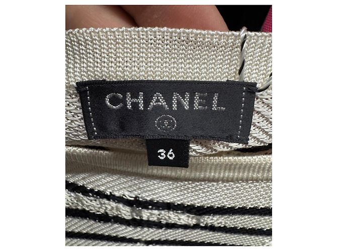 Completo ricamato a righe bianche e nere Chanel taglia 36 usato - vista 6