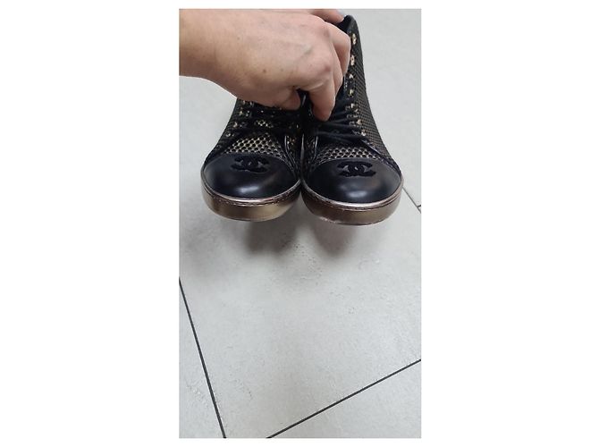Sneakers alte lucide con lacci Chanel Taglia 37,5 usate - vista 12