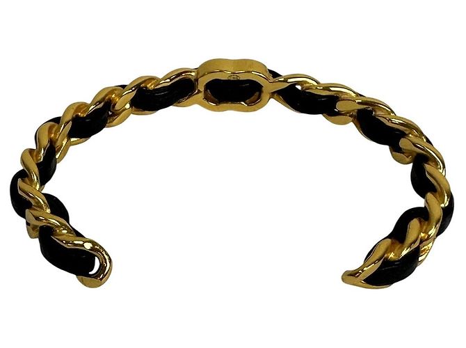 Bracciale in pelle con dettaglio a catena Chanel usato - vista 2