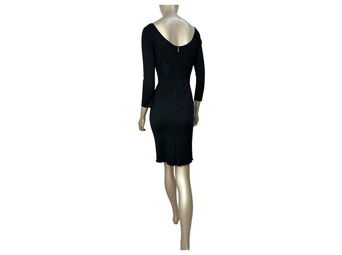 Abito in pizzo nero aderente Dolce & Gabbana Taglia 40 Usato - vista 2