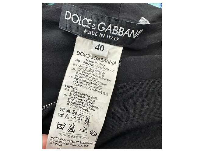 Abito in pizzo nero aderente Dolce & Gabbana Taglia 40 Usato - vista 3