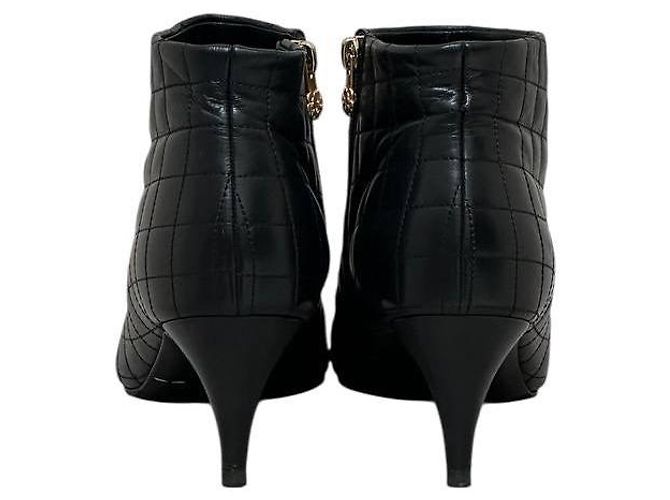 Timeless Botines Chanel 2015 con acentos de camelia – Talla 41 Usado - vista 4