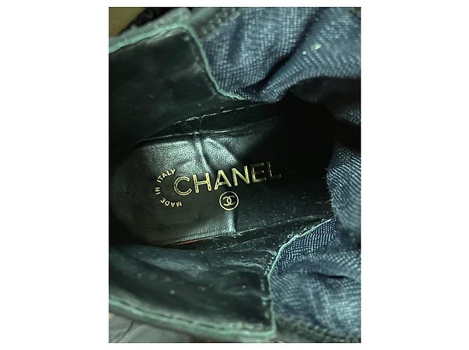 Stivali in tessuto e gomma neri con lacci Chanel taglia 38 usati - vista 6