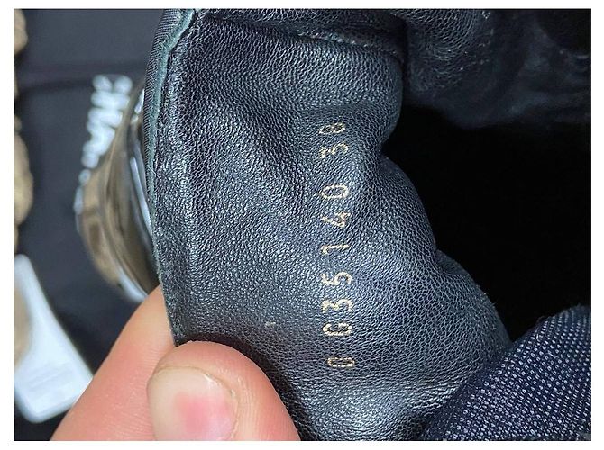 Stivali in tessuto e gomma neri con lacci Chanel taglia 38 usati - vista 7