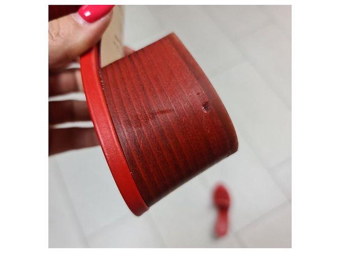 Sandalias de tacón bloque Mona de cuero rojo Hermès Talla 38 de segunda mano - vista 9
