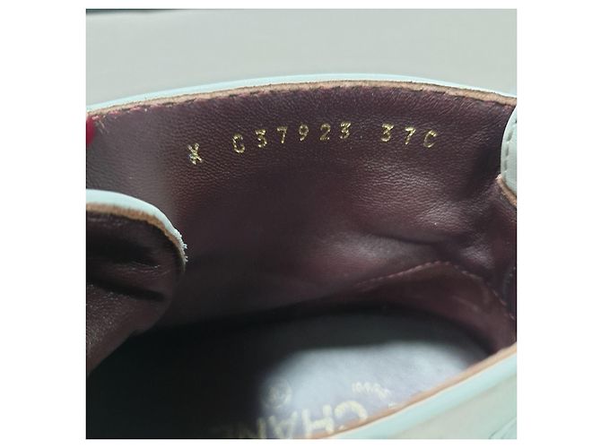 Botas de combate Chanel 2021 con logo CC entrelazado Talla 37 Pre-owned - vista 7