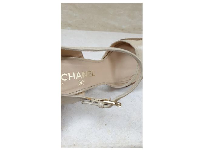 Sandalo slingback beige marrone Chanel taglia 40 usato - vista 10