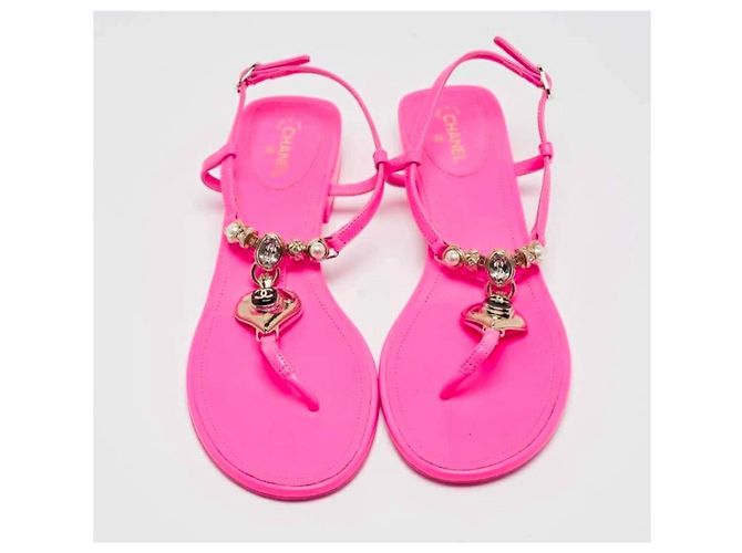 Infradito Chanel 2024 Rosa Fluo Taglia 37,5 Usate - vista 4