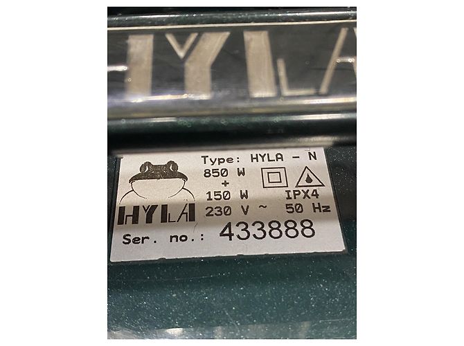 Aspirateur HYLA GST incrusté de Swarovski d'occasion - vue 5