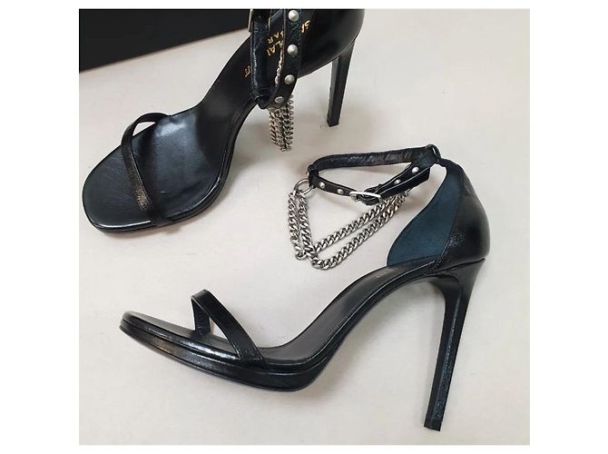 Schwarze Leder-High-Heels von Saint Laurent Größe 38,5 Gebraucht - Ansicht 4