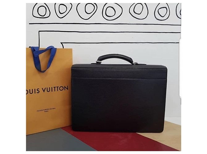 Borsa a tracolla in pelle Epi per uomo Louis Vuitton usata - vista 2