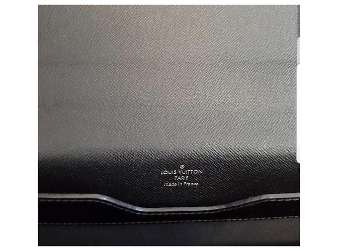 Borsa a tracolla in pelle Epi per uomo Louis Vuitton usata - vista 7