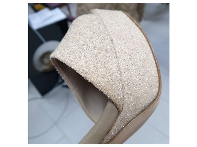 CHANEL 2012 BEIGE SANDALEN MIT KORALLEN-ABSATZ  Gr.37 Gebraucht - Ansicht 8