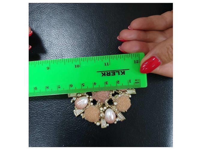 Broche en perles artificielles CHANEL 12P d'occasion - vue 3