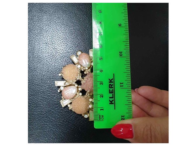 Broche en perles artificielles CHANEL 12P d'occasion - vue 4