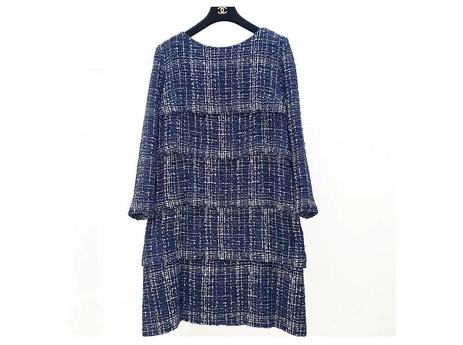 Vestido de tweed Chanel 7,2K$ de pasarela Talla 48 Pre-Owned - vista 2
