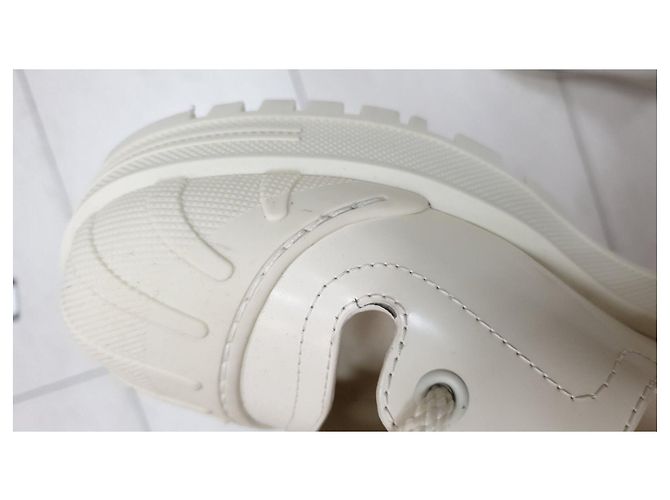 Dior White Iron Leather Tall Boots sz. 38 Pre-Owned - view 10