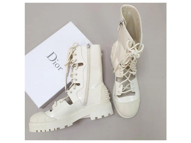 Dior White Iron Leather Tall Boots sz. 38 Pre-Owned - view 4