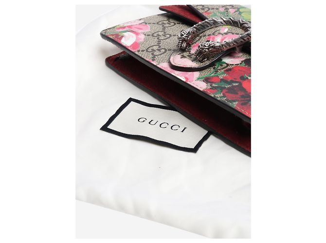 Gucci Borsa a tracolla mini GG Supreme Dionysus bordeaux Rosso - vista 9
