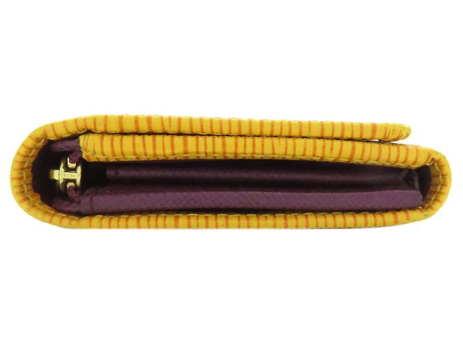 Billetera bi-fold de cuero Epi Louis Vuitton Amarillo - vista 3