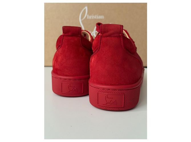 Sneakers in suede rosso Christian Louboutin con borchie - vista 14