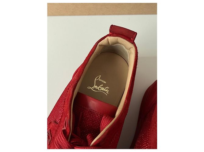 Sneakers in suede rosso Christian Louboutin con borchie - vista 6