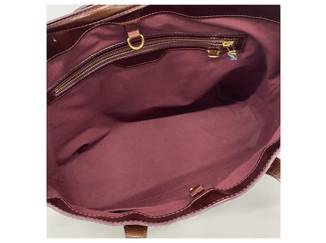 Borsa Tote Vernis Wilshire MM di Louis Vuitton Rosso - vista 4