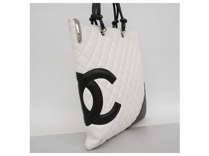 Chanel Cambon Lammleder Tote Bag Schwarz Weiß - Ansicht 2