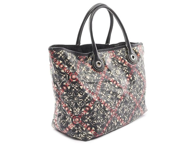 Schwarze CC-beschichtete Canvas-Tasche von Chanel - Ansicht 2