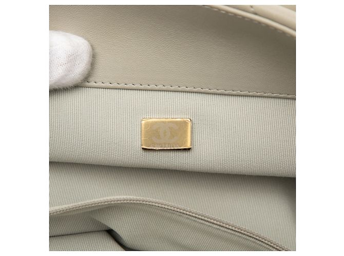 Chanel Graue Maxi 19 aus Lammleder Braun - Ansicht 6