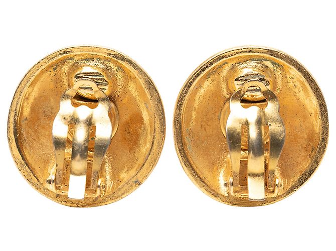 Orecchini rotondi a clip in oro placcato CC dorato di Chanel D'oro - vista 2
