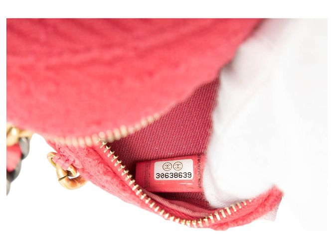 Clutch rotondo in tweed rosa 19 di Chanel con catena - vista 6