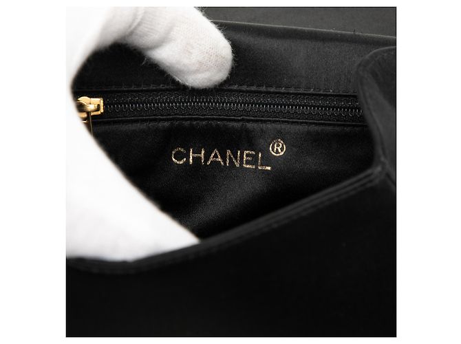 Chanel Blu CC Borsa a Mano in Satin Blu navy - vista 5